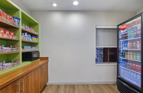 Locust Grove Hotel | Holiday Inn Express & Suites Locust Grove by IHG
