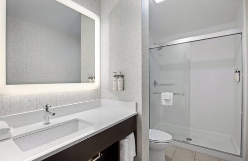 Locust Grove Hotel | Holiday Inn Express & Suites Locust Grove by IHG