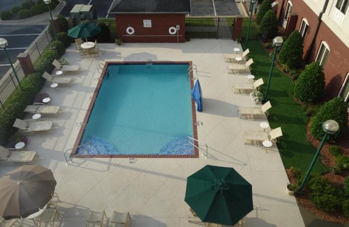 Tuscaloosa Hotel | Holiday Inn Express & Suites - Tuscaloosa-University by IHG
