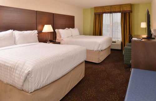 Dearborn Hotel | Holiday Inn Express & Suites Dearborn SW - Detroit Area by IHG