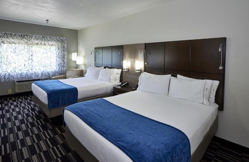 Pelham Hotel | Holiday Inn Express & Suites Birmingham South - Pelham by IHG