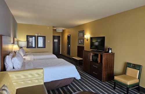 Perry Hotel | Holiday Inn Express & Suites Perry-National Fairground Area, an IHG Hotel