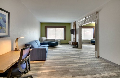 Laurel Hotel | Holiday Inn Express & Suites Laurel by IHG