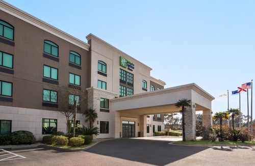 Tillmans Corner Hotel | Holiday Inn Express & Suites Mobile West I-10 by IHG
