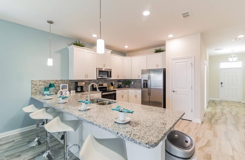Davenport House | Holiday Retreat by Orlando Short Term