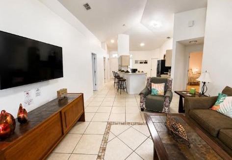 Royal Palms House | Home from Home Family Retreat Private Pool Minutes from Disney