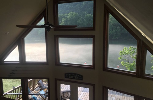 Mountain Home House | Home on White River- Fishing - Private Boat Ramp - Awesome Location