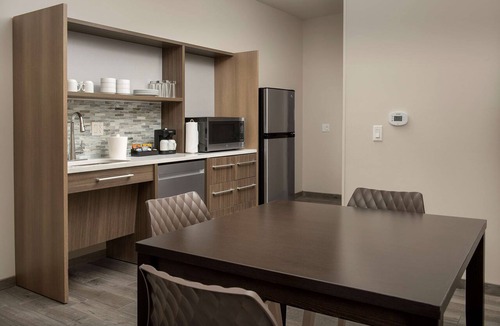 Kenner - Louis Armstrong International Airport Hotel | Home2 Suites by Hilton Kenner New Orleans Airport