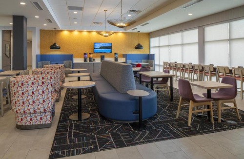 Montgomery Hotel | Home2 Suites By Hilton Montgomery Downtown