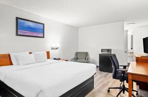 MacClenny Hotel | Homestay Inn and suites
