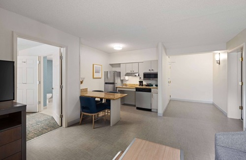 Lake Mary Hotel | Homewood Suites by Hilton Lake Mary Orlando North