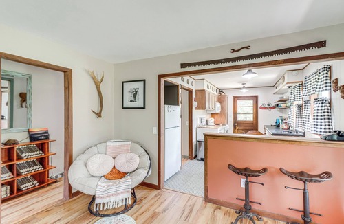 Marble Falls House | Horses Welcome: Marble Falls Home w/Grill!