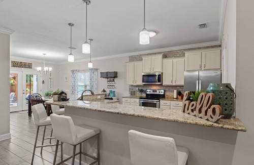 Navarre House | Hot Tub/Fire Pit/Star Wars Room/Military Friendly
