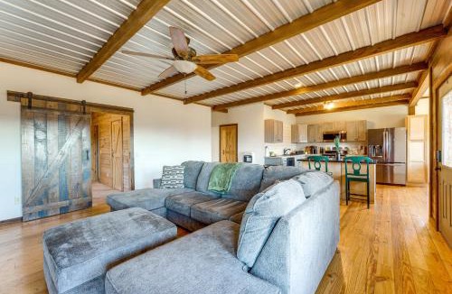 Altoona House | Hot Tub + Grill: Rustic Altoona Cabin w/Views
