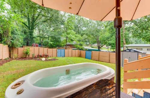 Church Street Apartment | Hot Tub & Patio: Private Couple's Escape in ATL