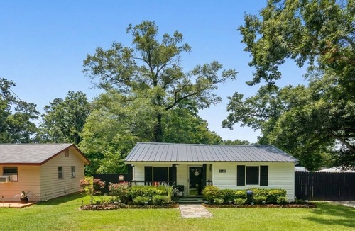 Franklinton House | Hot Tub -Tiny House -Fire Pit near Bogue Chitto State Park