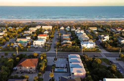 St. Augustine Beach Hotel | Hotel Vecina - Suite 8 - Pacifica