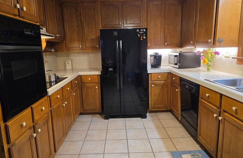 Hartwell House | House in 3-acre woods, YMCA walkable, Hartwell 2 min, lake 10 min, Opal Retreat