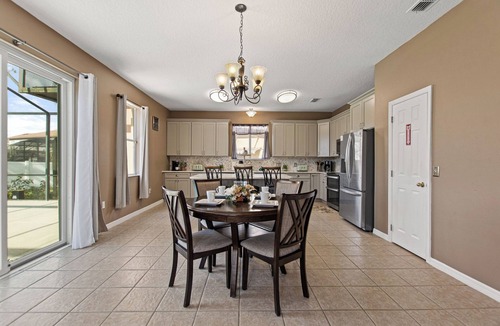 Windwood Bay House | House of Wizardry- Magical Family 7BR-w/amazing POOL- Near Disney