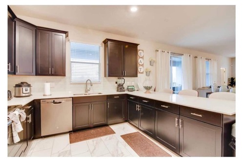 Davenport House | House