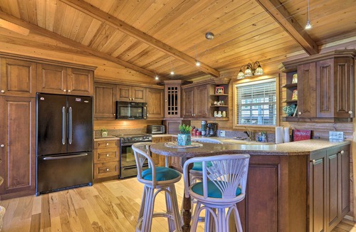 Milledgeville House | House w/Dock + Slide Situated on Lake Sinclair!