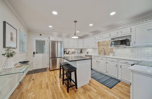 Killearn Estates House | Hummingbird House w Private Game Cottage