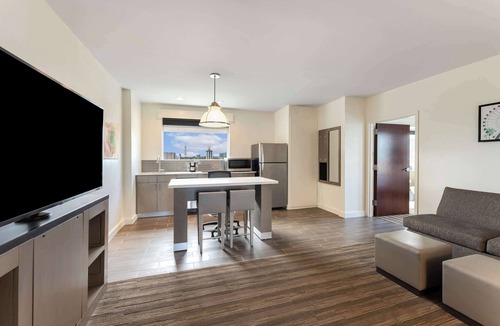Florida Center Hotel | Hyatt House Orlando International Drive