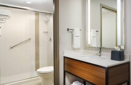 Florida Center Hotel | Hyatt Place across from Universal Orlando Resort