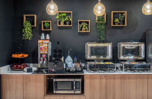 Bentonville Hotel | Independent Boutique Hotel Suite Near Bentonville's Top Sights