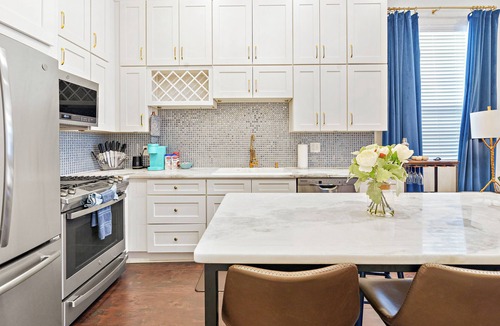 Faubourg Livaudais House | Insta Ready Meets Modern Comfort - Stylish 2BD/2BA