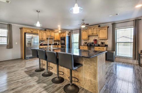 Gulfport House | Inviting Gulfport Home w/Private Pool & Yard