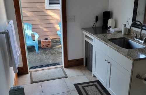 St. Augustine South Cottage | Island style guest house.