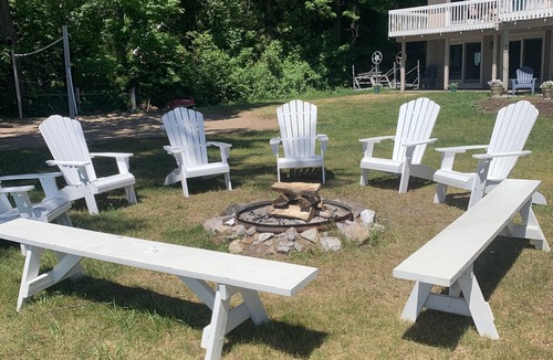 Elk Rapids House | July 24-31 2026 is open! 198’ pvt frontage🌊☀️🕶️ on Elk Lake
