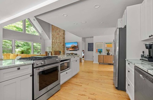 Three Oaks House | Juniper Presents: Gray Haven-Stunning Woodland Retreat with Pool