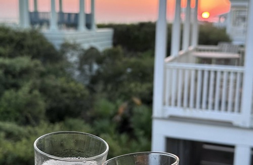 Seaside House | JUST A 2-NIGHT MIN STAY, GULF-FRONT SEASIDE HONEYMOON COTTAGE, PANORAMIC VIEWS!