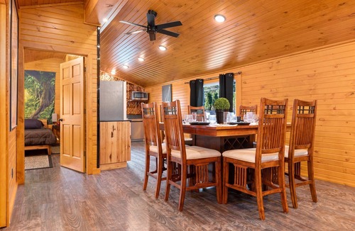 Interlochen House | Just outside Traverse City Hot Tub King Bed Fire Place Full Kitchen PET Friendly