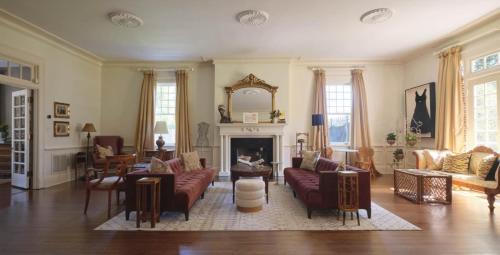 Greater Belhaven House | Kennington's Mansion