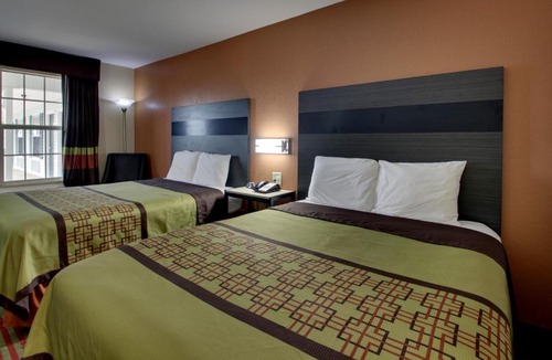 Millbrook Hotel | Key West Inn - Millbrook