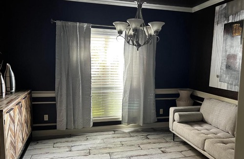 Benton House | Kings Retreat