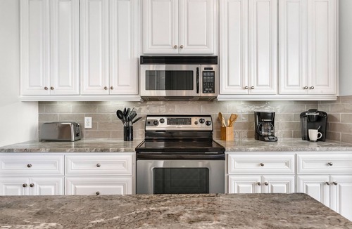 Ono Island Condo | La Playa 301- Gorgeous 3rd Floor unit with Wrap Around Balcony!