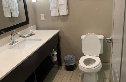 Hattiesburg Hotel | La Quinta by Wyndham Hattiesburg - I-59