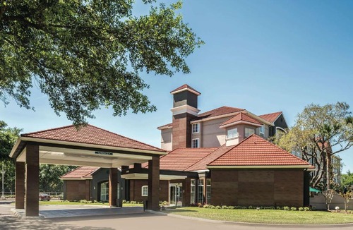Lake Mary Hotel | La Quinta by Wyndham Orlando Lake Mary