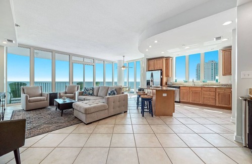 Gulf Shores Condo | Lagoon Tower 1101 | Indoor/Outdoor Pools + Hot Tub & Beach Access