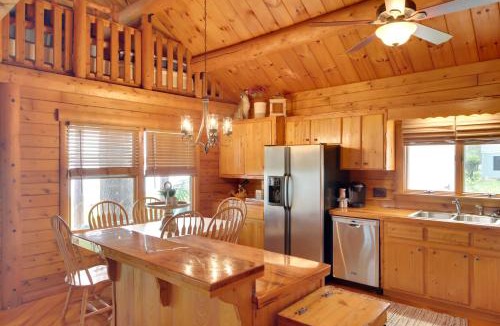 Pomona Park House | Lake Broward Cabin w/Private Boat Launch & Dock!