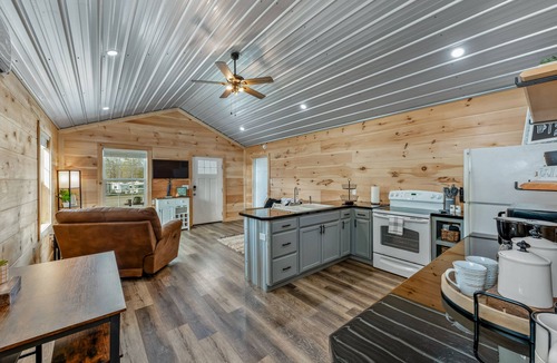 Groveoak House | Lake Guntersville Family Retreat - Firepit - Near Lake