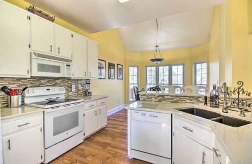 Appling House | Lake House on Deep Water Cove w/Dock