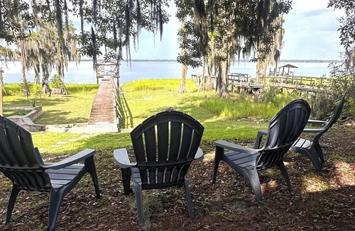 Melrose House | Lake living close to Gainesville, UF Health and University of Florida