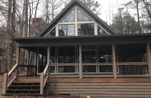 Alexander City Cabin | Lake Martin alabama, Cozy Couple Or Small Family. Pontoon Boat Rentals Available