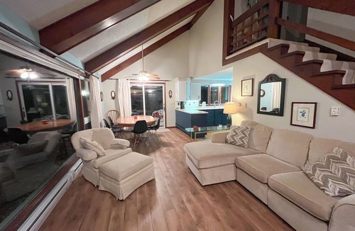 Manistee House | Lake Michigan Beach home, sandy beach, Brand new hot tub Feb 2026.