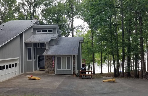 Eatonton House | Lake Oconee - Lake Front Home
